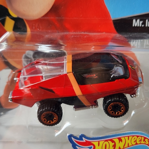 Mr. Incredible Hot Wheels Character Car - Picture 4 of 5